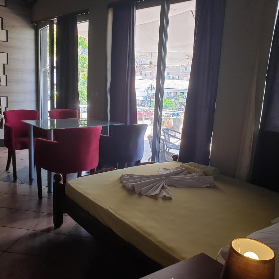 Apartments Prag Ulcinj Kültér fotó