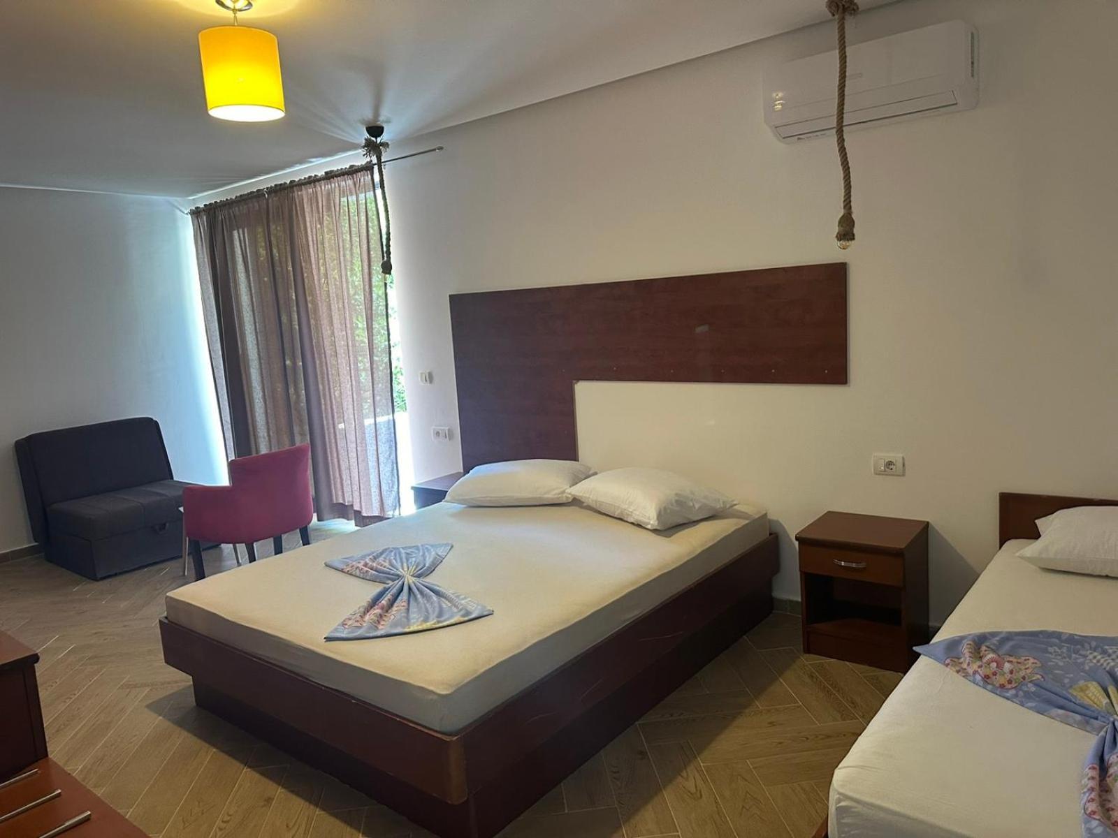 Apartments Prag Ulcinj Kültér fotó