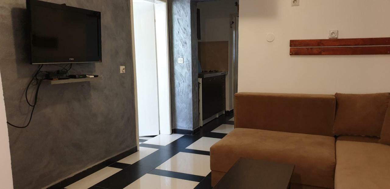 Apartments Prag Ulcinj Kültér fotó