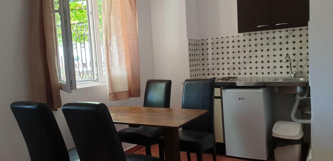 Apartments Prag Ulcinj Kültér fotó